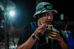 BIB: 
                            <button type="button" onclick="openModal(25060868)" class="btn btn-primary btn-sm float-right btn-popup" data-toggle="modal" data-target=".modal-high-quality">
                        <i class="fas fa-shopping-cart"></i> Add to Cart
                    </button>
                                            <button type="button" onclick="isThisMe(25060868, true)" class="btn btn-success btn-sm float-right btn-popup btn-isme hidden" data-toggle="tooltip" data-placement="bottom" title="นี่คือรูปของคุณใช่ไหม คลิกที่นี่เพื่อเอาเข้าอัลบั้ม">
                        <i class="fas fa-plus"></i> Add to album
                    </button>
                    <button type="button" onclick="isThisMe(25060868, false)" class="btn btn-warning btn-sm float-right btn-popup btn-isnotme hidden">
                        <i class="fas fa-ban"></i> Remove from album
                    </button>